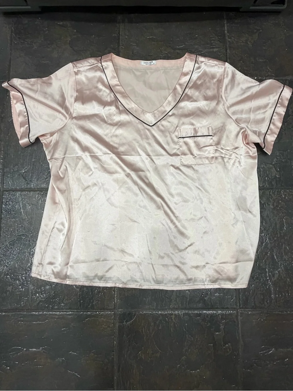 Ekouaer Blush Pink Satin Pajama Set Short Sleeve Top & Shorts XXL